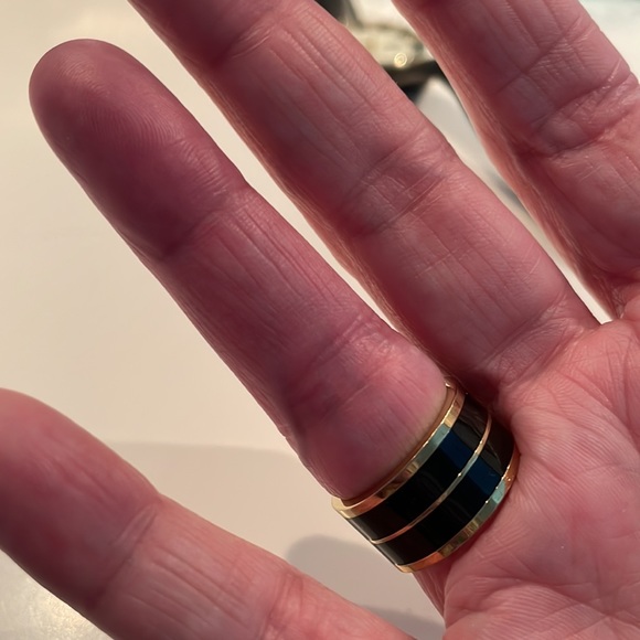 Michael Kors buckle ring size 6 - Picture 3 of 3